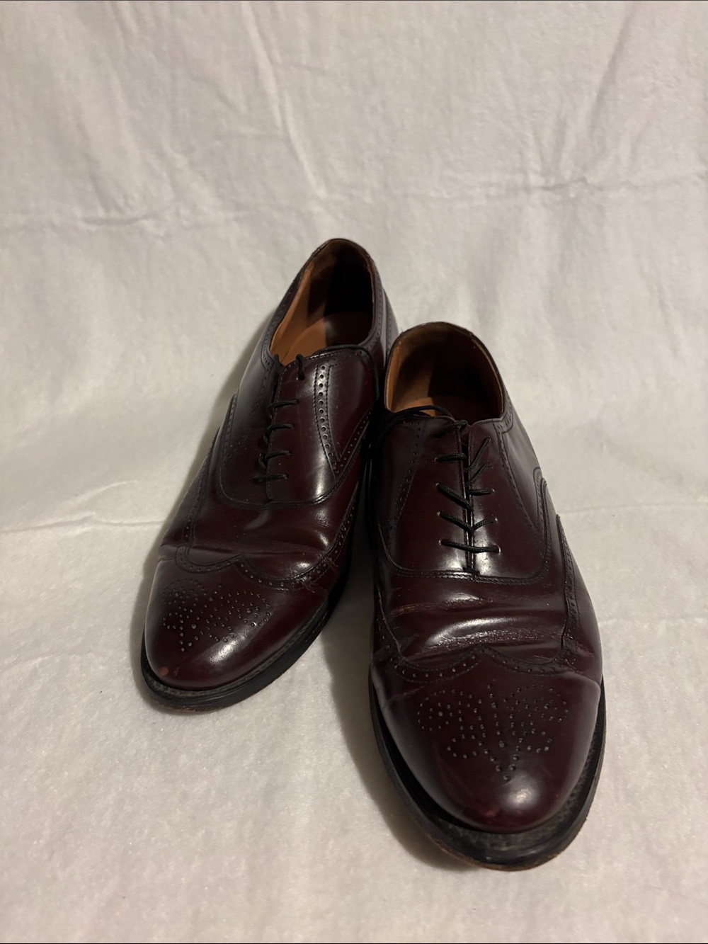 Bostonian Men's Dark Burgundy Leather Wingtip Oxfords